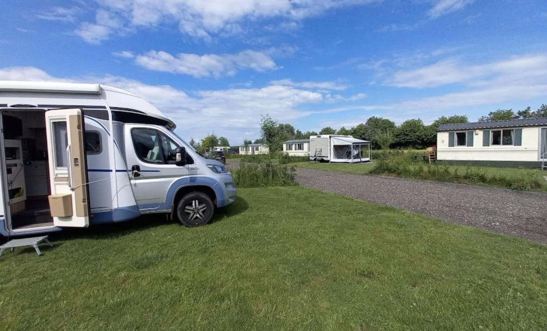 Camping De Veenborg — Campingplatz in Kolham