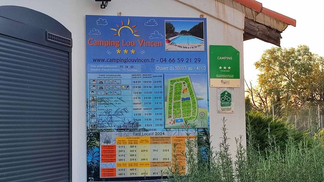 Camping Lou Vincen — Cámping in Vallabrègues