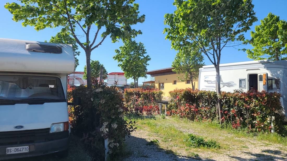 Autolavaggio Venusia & Camper Attrezza — Bobilplass in Venosa