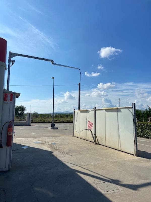 Autolavaggio Venusia & Camper Attrezza — Photo 2