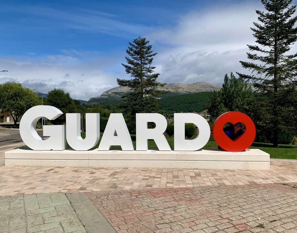 Avenida Explosivos Guardo, Spanje — Area di sosta in Guardo