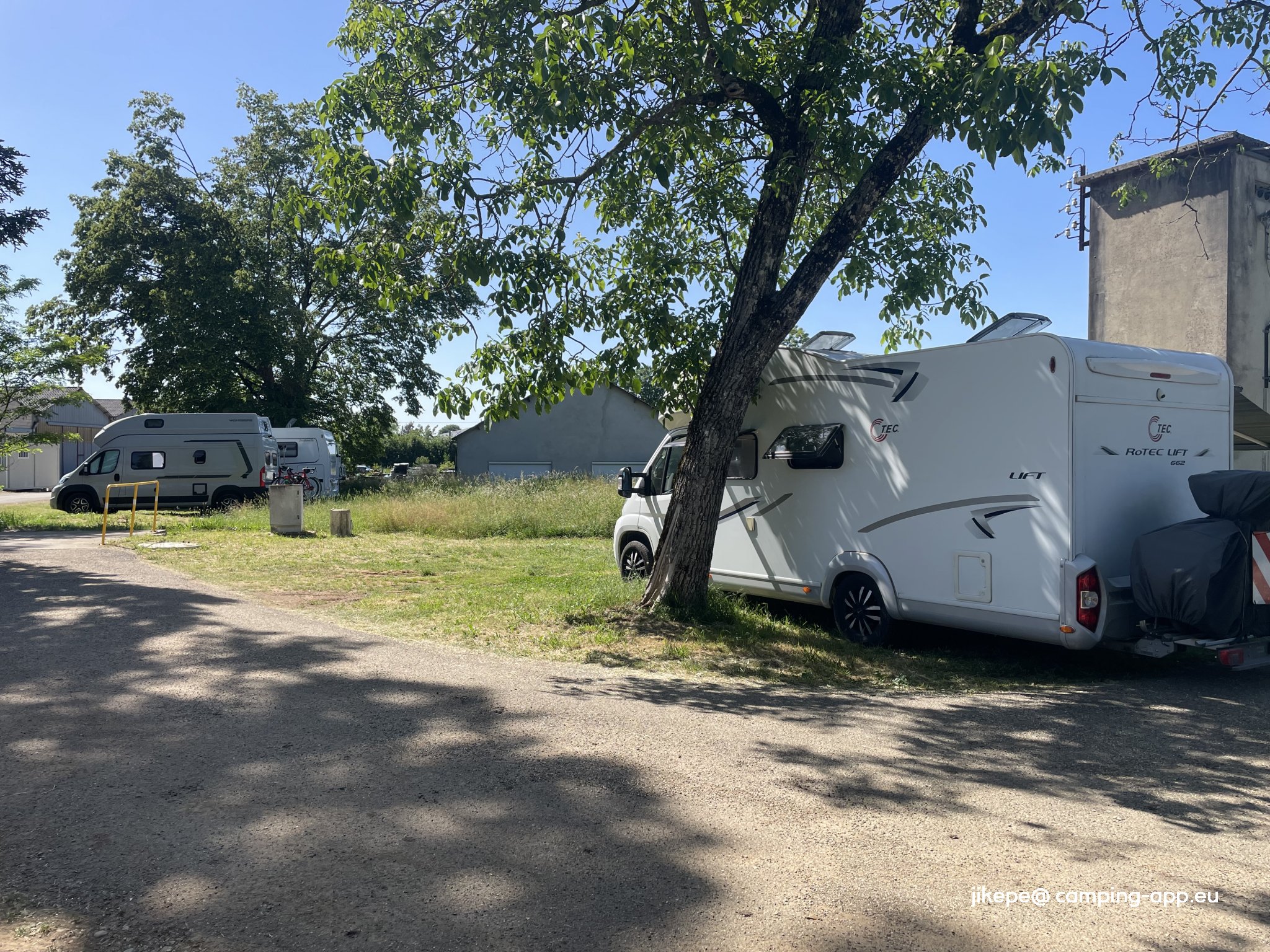 Aire de camping-car de Domblans — Aire camping car in Domblans