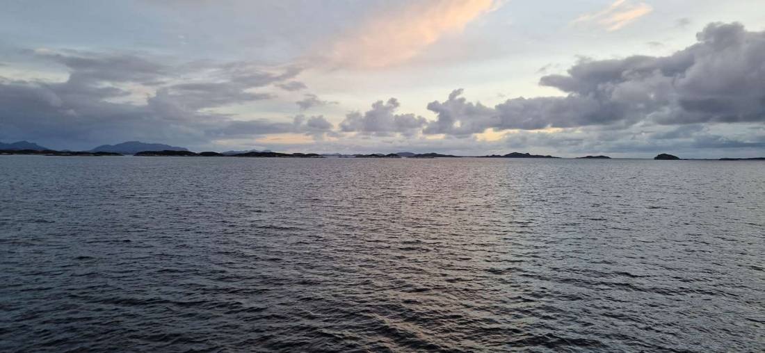Krabbeskjæret bubil og camping — Bobilplass in Bulandet