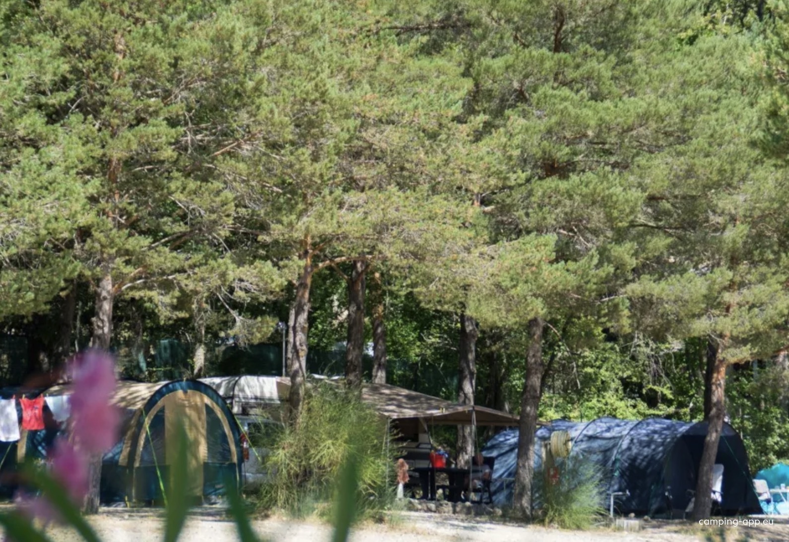 Camping Le Moulin ** — Camping in Moustiers-Sainte-Marie