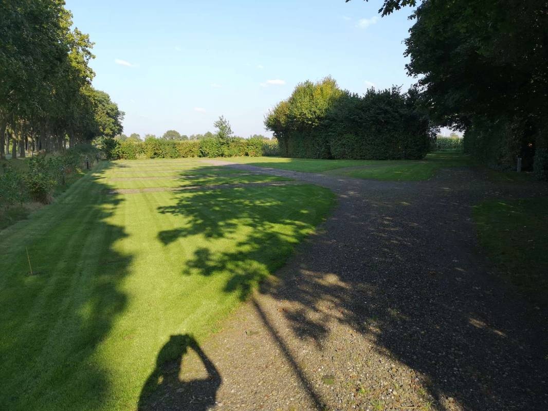 De Camper Toene — Sp. parking dla kamperów in Vlagtwedde