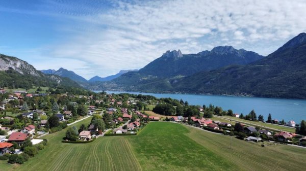 L'Hirondelle — Photo 3