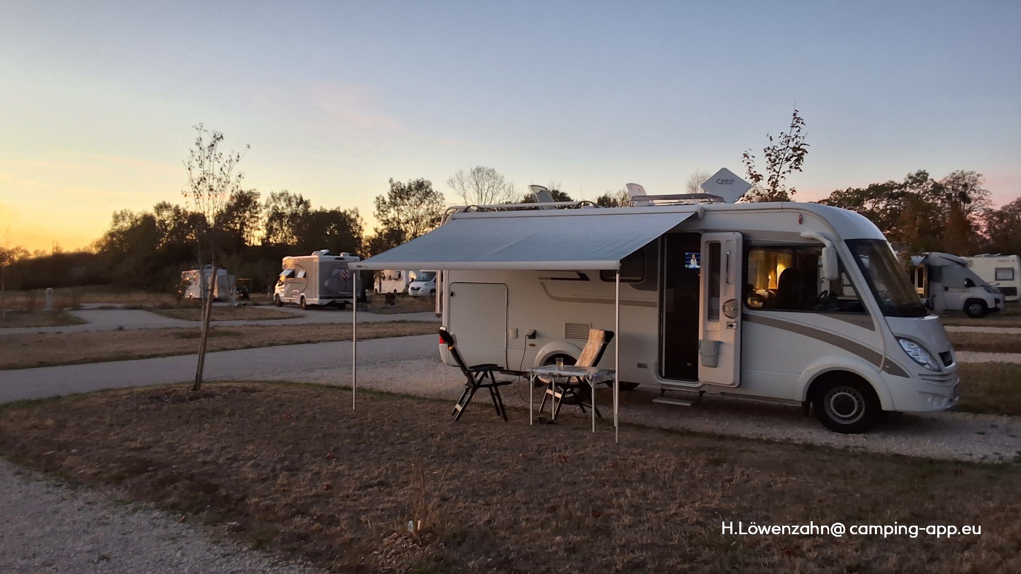 Stellplatz Clairvaux-les-Lacs — Foto 2
