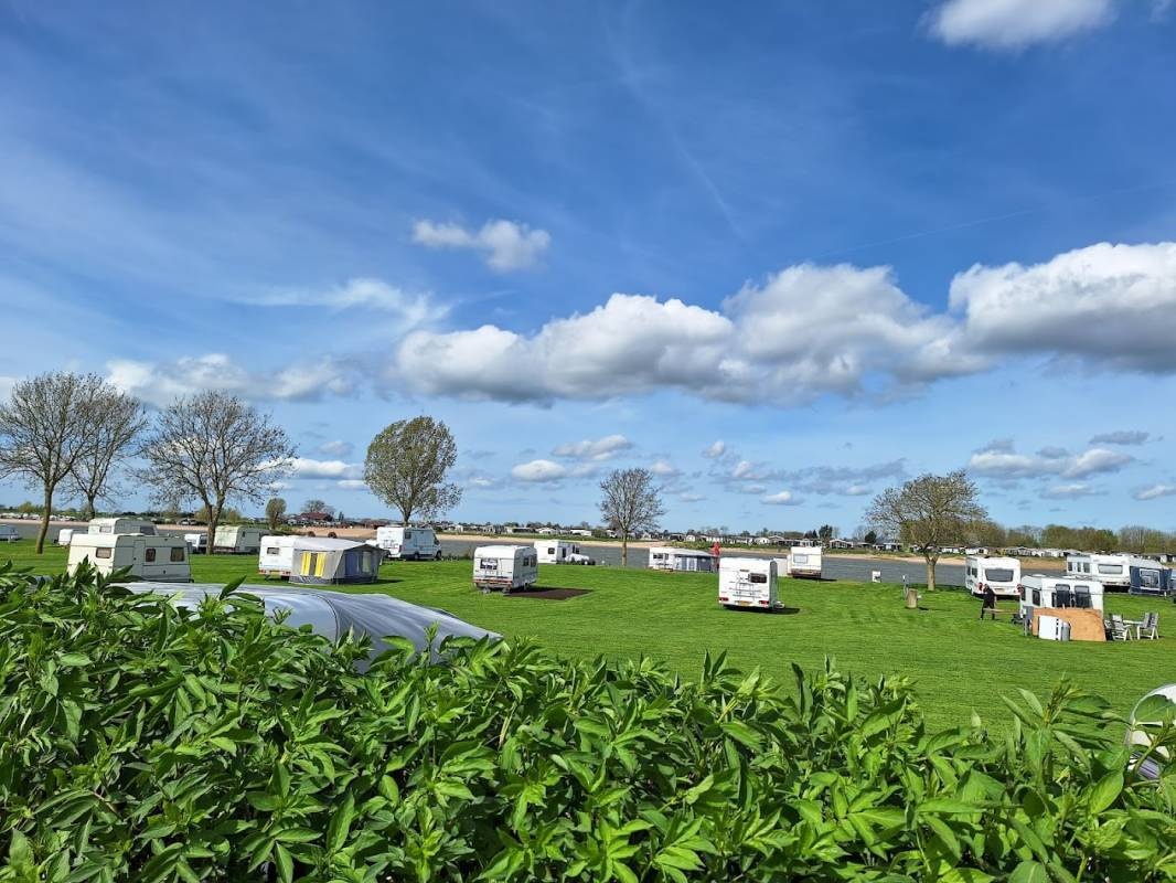 Clementie — Sítio de acampamento in Vianen