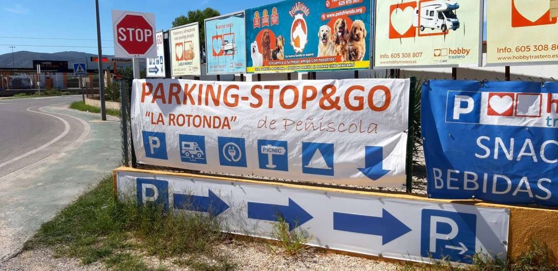 La Rotonda de Peñíscola Área Campe — Stellplatz in Peñíscola