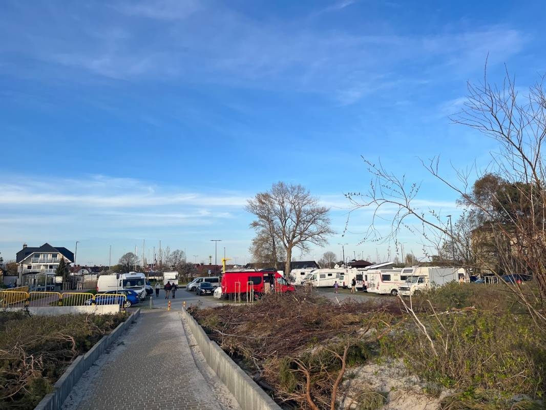 Apcoa Jastarnia  kite spot — Sp. parking dla kamperów in Jastarnia