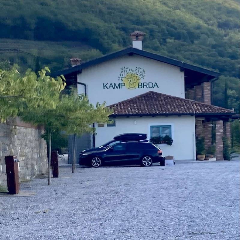 Kamp Brda — Campingplatz in Kojsko