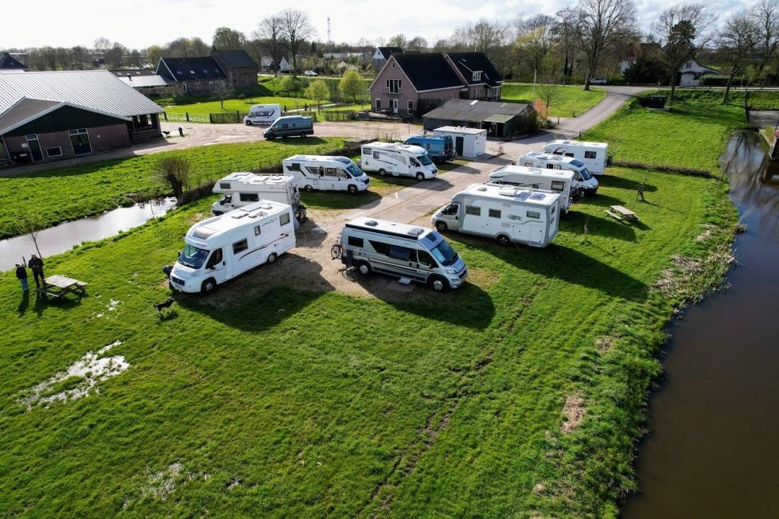 Aantjea-Blokhuis Camperplaats — Sp. parking dla kamperów in Haastrecht