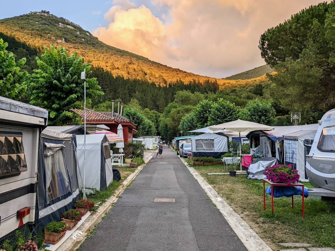 Arketa camping — Kemping in Ibarrangelu
