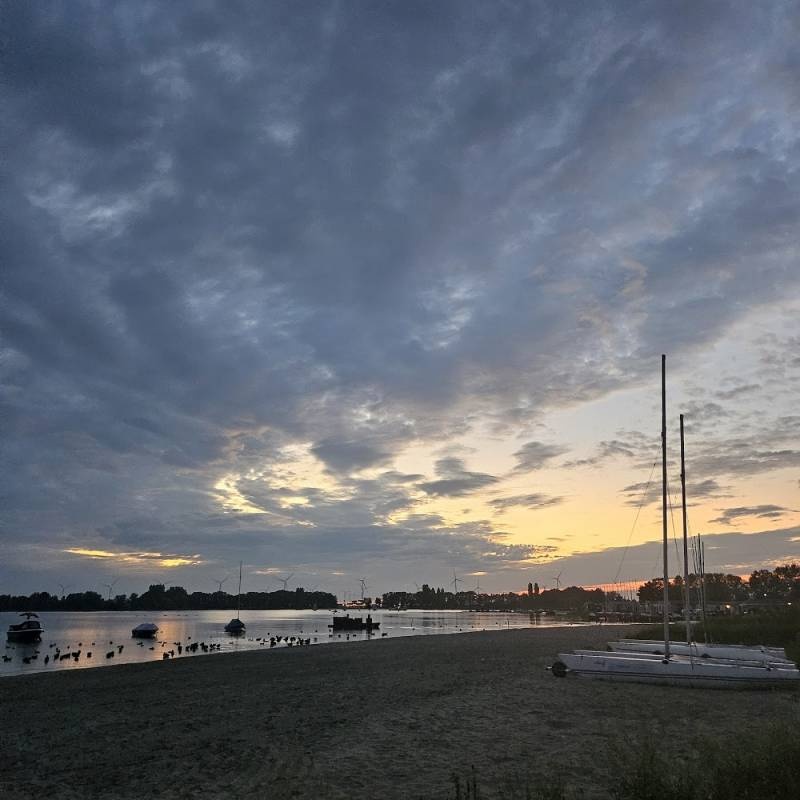 Veluwe Strandbad Recreatieoord — Kemping in Elburg