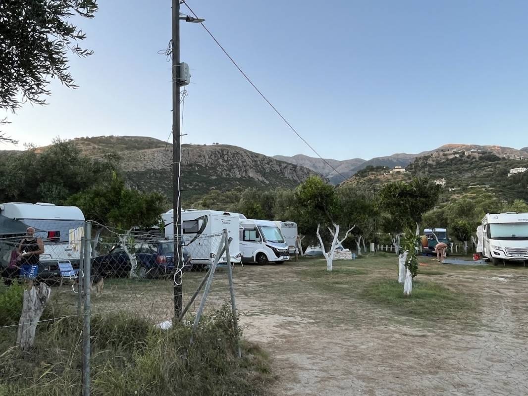 Camping Jon — Kamp yeri in Himarë