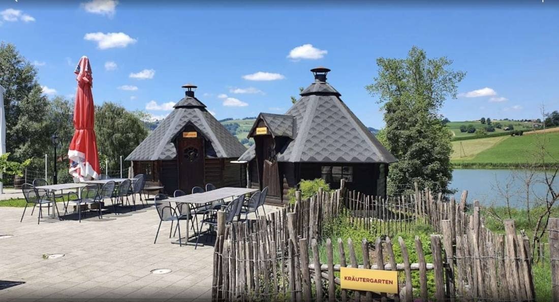 Erlebnisland Grizzlybär — Ställplats in Forst-Längenbühl