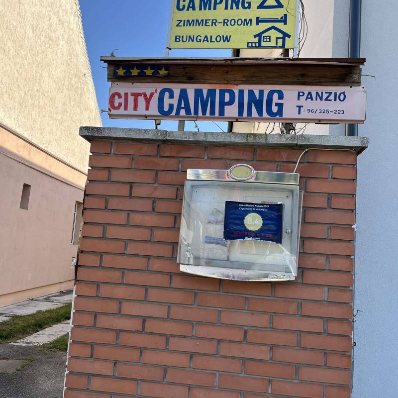 City Camping — Sítio de acampamento in Győr