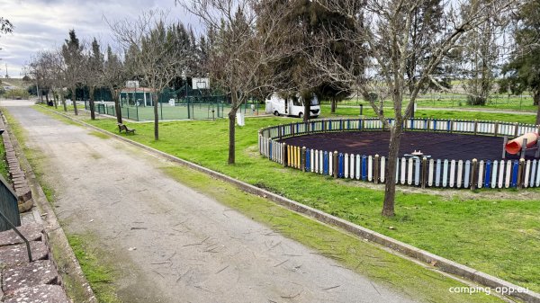 Parque de Campismo de Castro Verde — Photo 5