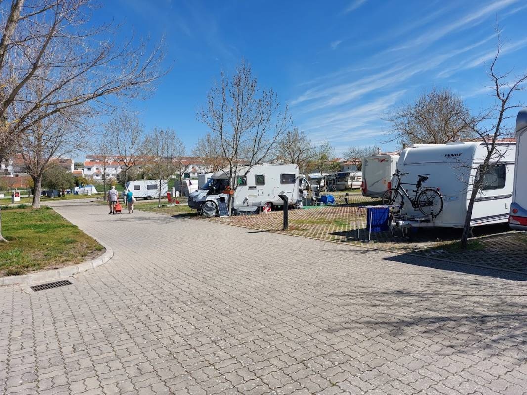 Parque de Campismo de Castro Verde — Kemp in Castro Verde