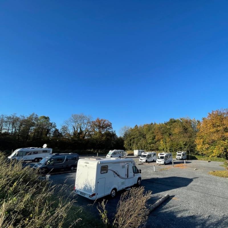 Wohnmobilhafen Externsteine — Місце для кемперів in Horn-Bad Meinberg