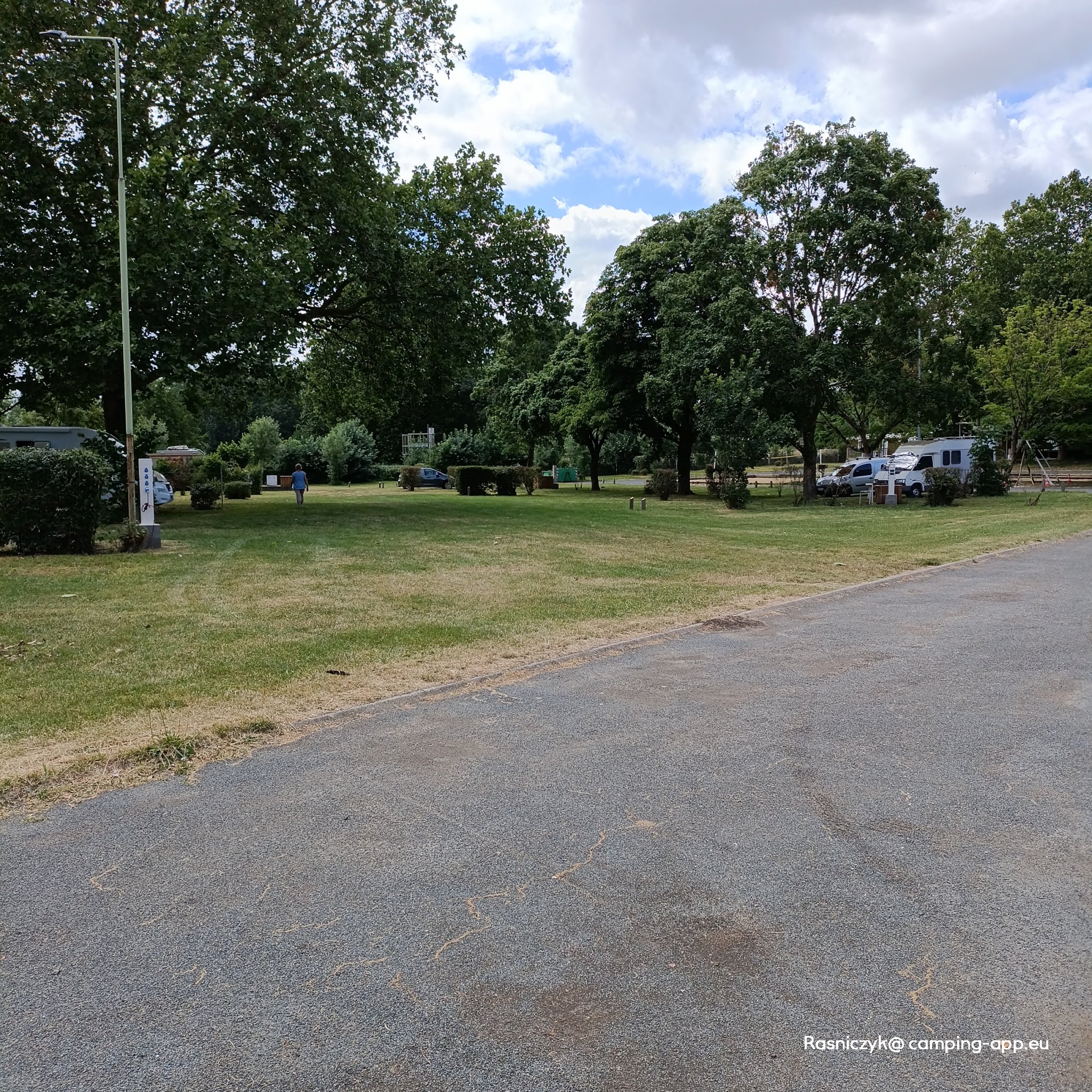Camping Le Chillou d'Ozon — Foto 5