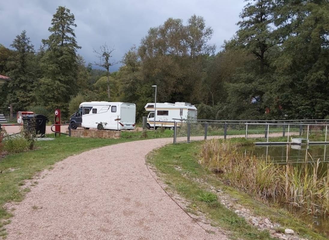 Stellplatz Unkeroda — Area di sosta in Wolfsburg-Unkeroda