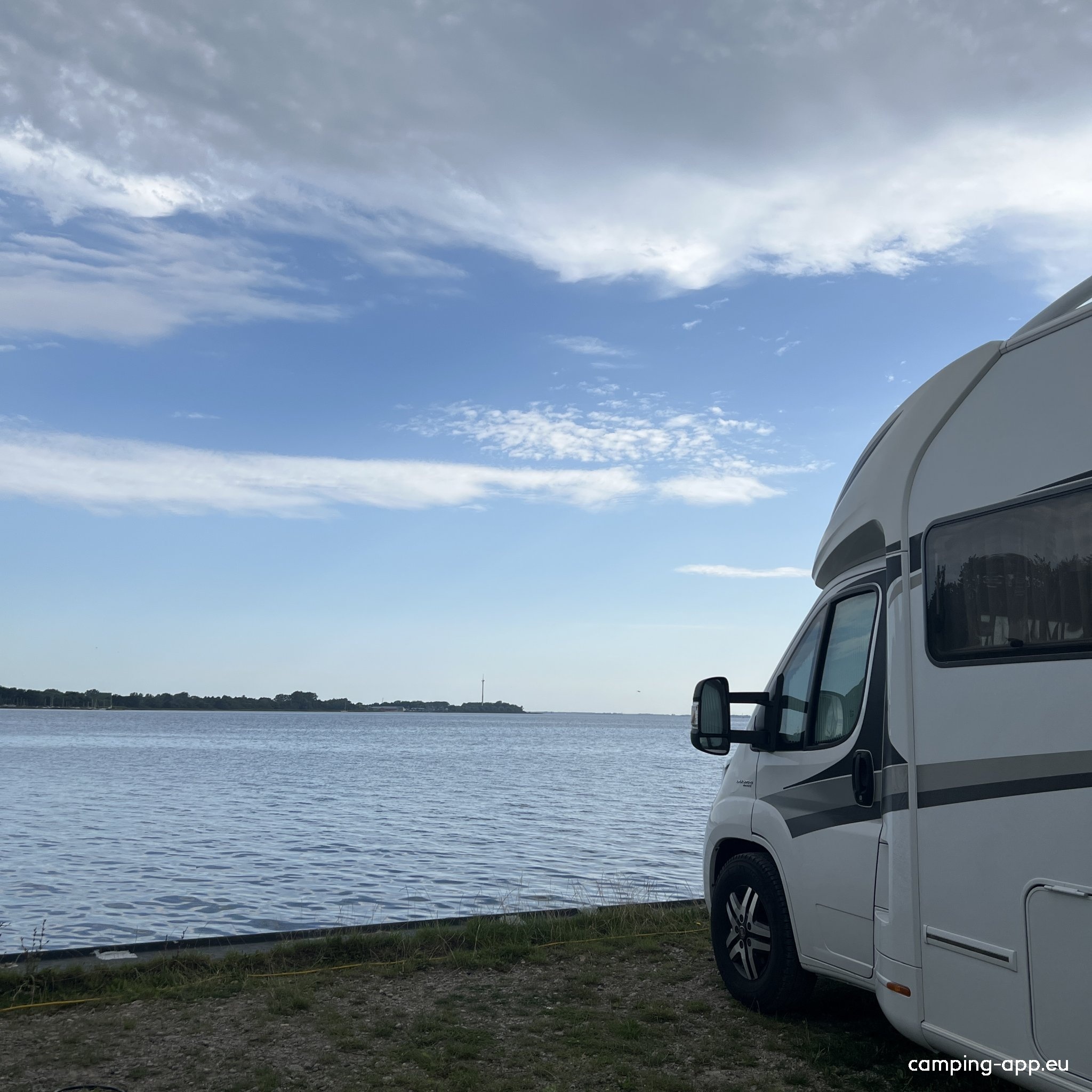 Yachthafen Schwedenschanze — Area Autocaravanas in Stralsund