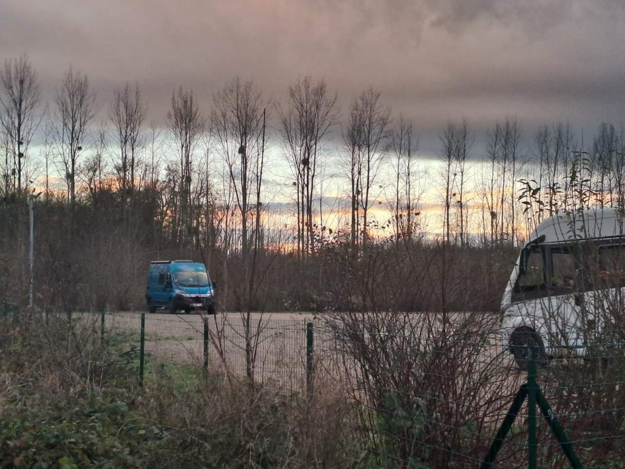 Stellplatz La Halte Saint Balséme — Area Autocaravanas in Le Chêne