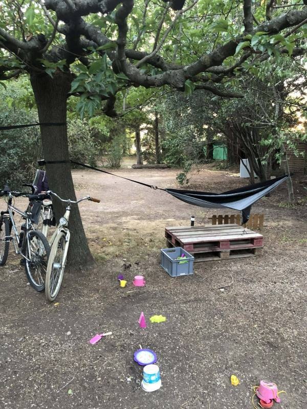 Camping les Cerisiers — Kamp yeri in Robion