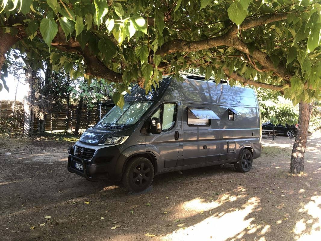 Camping les Cerisiers — Campingplats in Robion