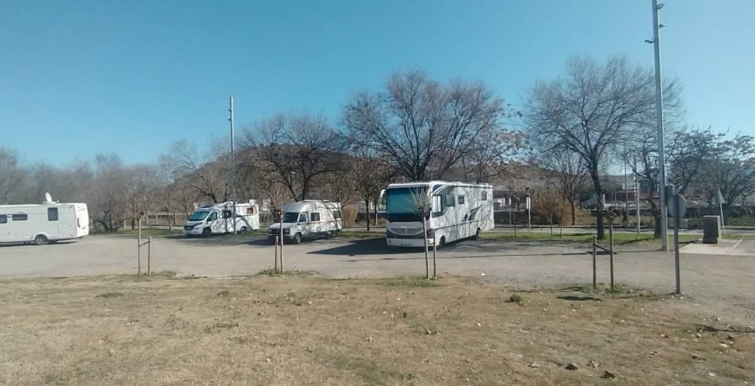 Àrea d'autocaravanes de Montmeló — Ställplats in Montmeló