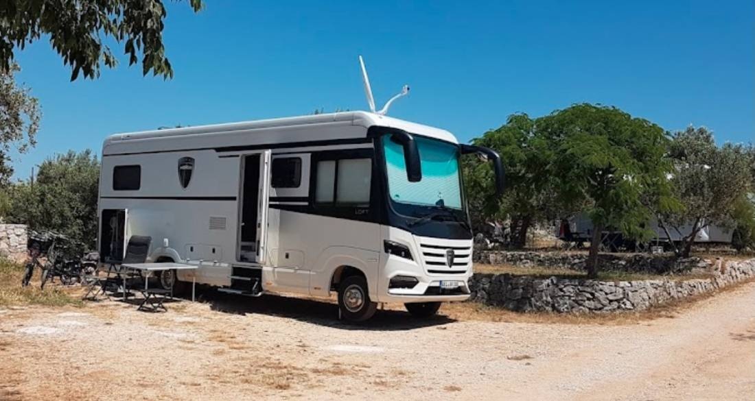 Kamp Paradiso & Mobile Home — Sítio de acampamento in Drage