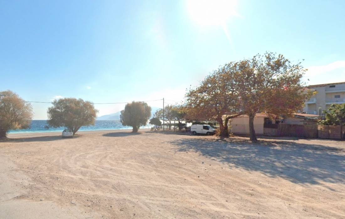 Parking Akrata beach — Public Parking in Isthmia