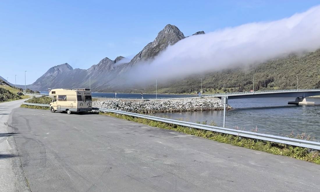Gryllefjord rasteplass — Rest area / truck stop in Senja