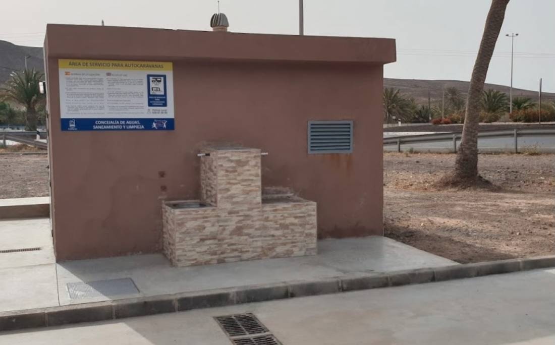 Entsorgungsstation Grau-Schwarzwasser — Service Station in Tuineje