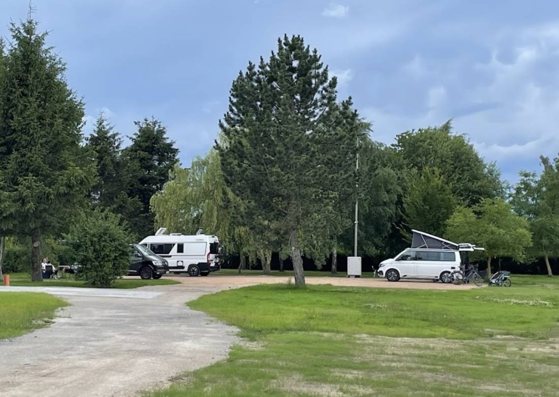 Stellplatz Stuthof — Area Autocaravanas in Rostock