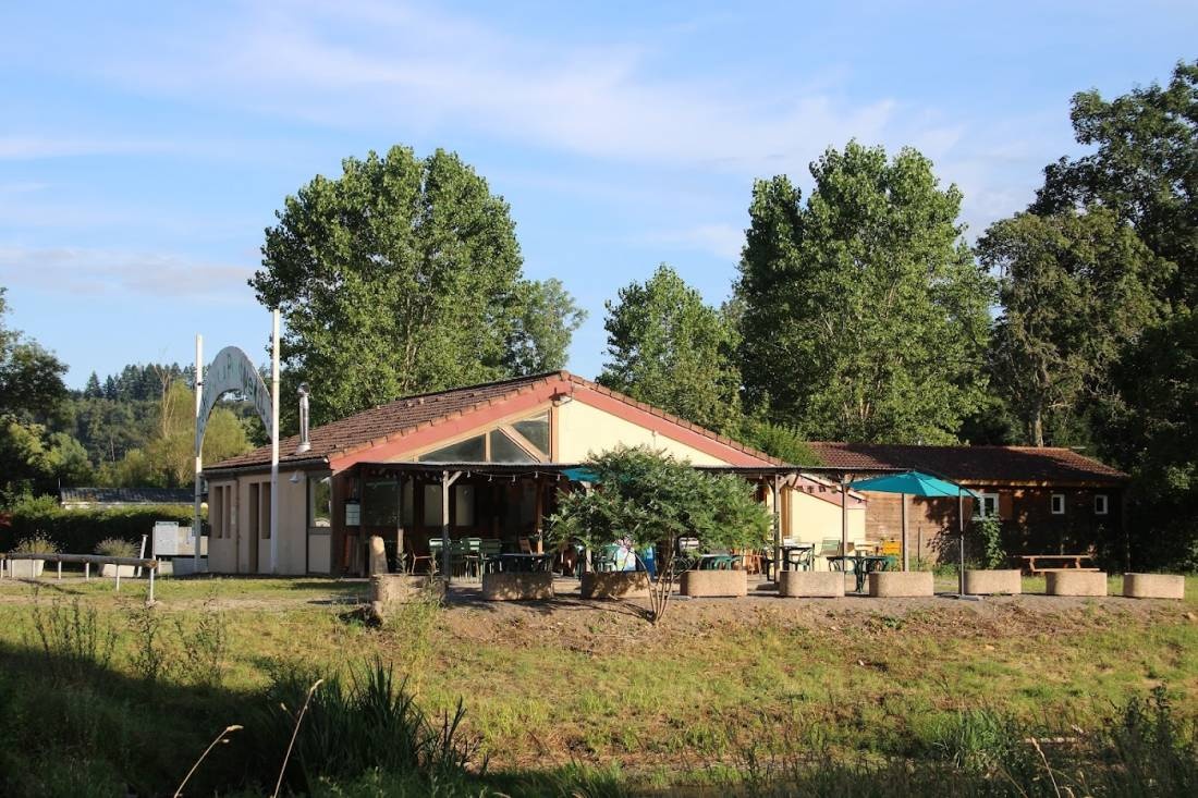 Pont du vert — Camping Site in Épinac