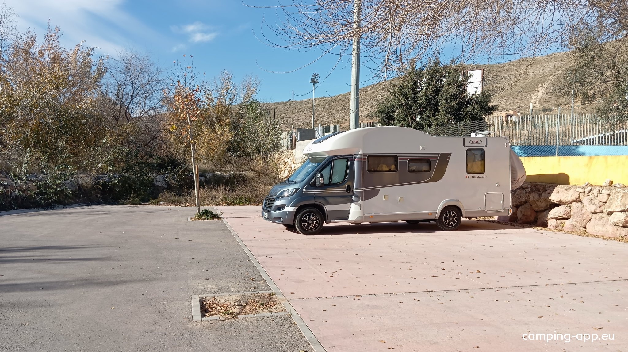 Loja — Karavan Sitesi in Loja