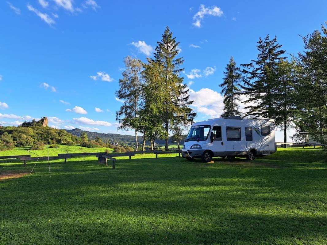 Felsenhof — Sítio de acampamento in Gerolstein