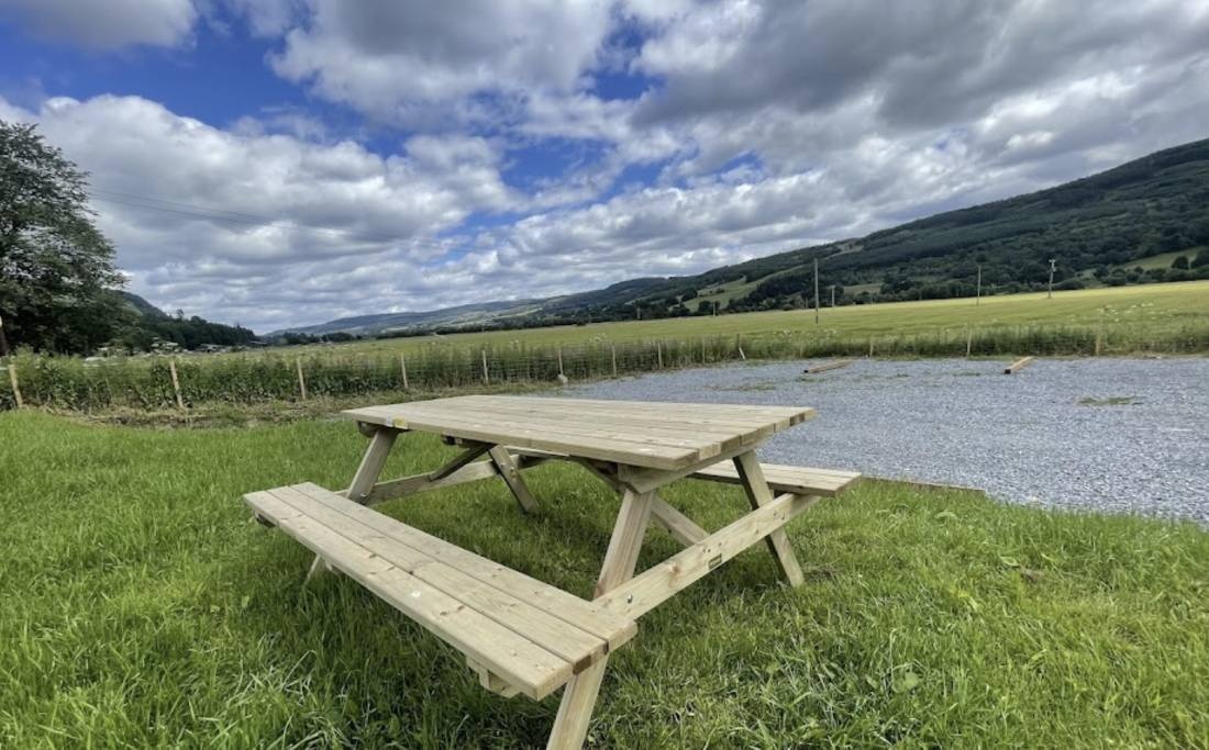 Aberfeldy Aire - Motorhome Stopover, Camserney, Aberfeldy, Storbritannia — Aire camping car in Kenmore