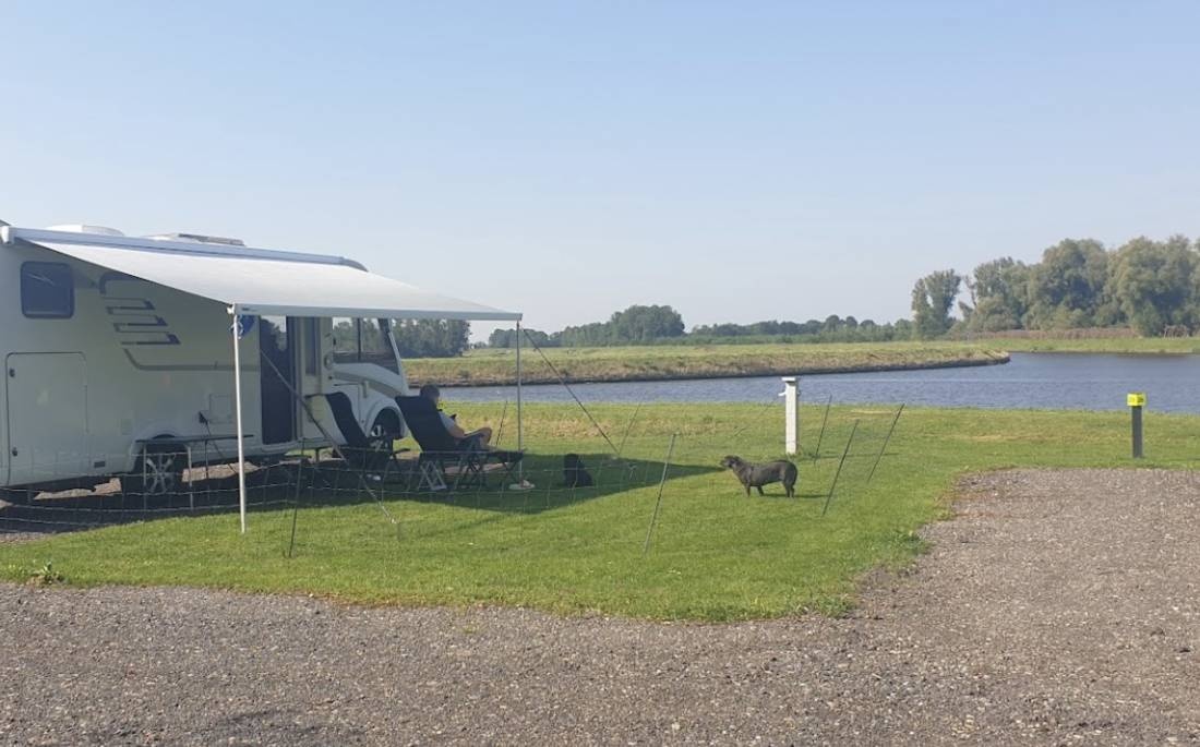 Camperpark Landgoed Winschoterzijl — Campingplats in Winschoten