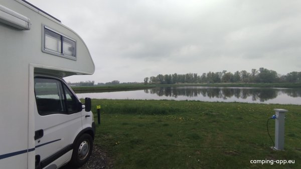 Camperpark Landgoed Winschoterzijl — Foto 5