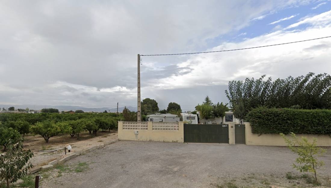 Club der Freunde — Stellplatz in Almassora