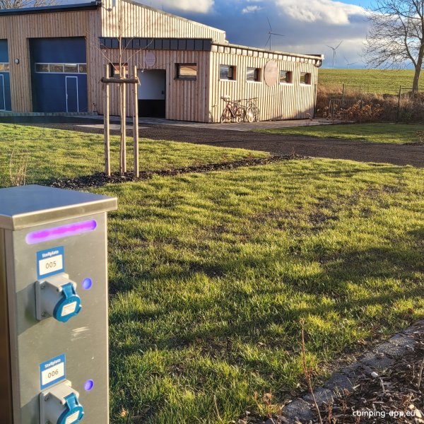 Stellplatz Am Gartenberg in Ostramondra — Photo 6