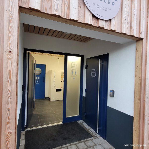 Stellplatz Am Gartenberg in Ostramondra — Photo 4