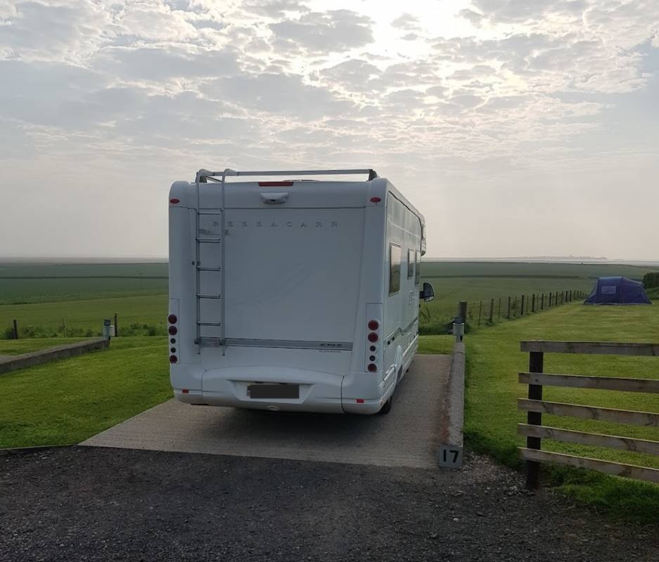 Barn at Beal Restaurant & Campsite — Campingplass in 