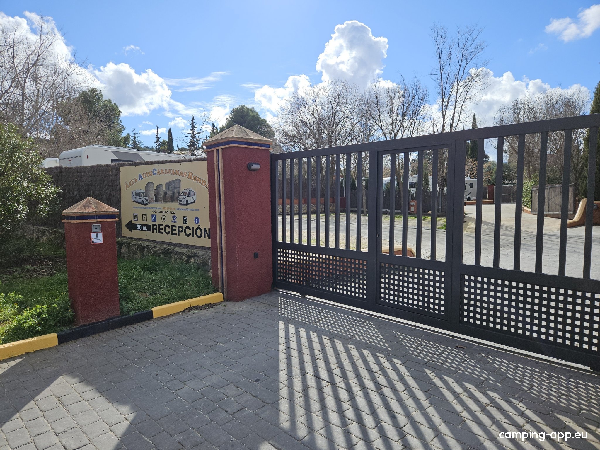 Ronda, Spanien — QuickStop in Ronda