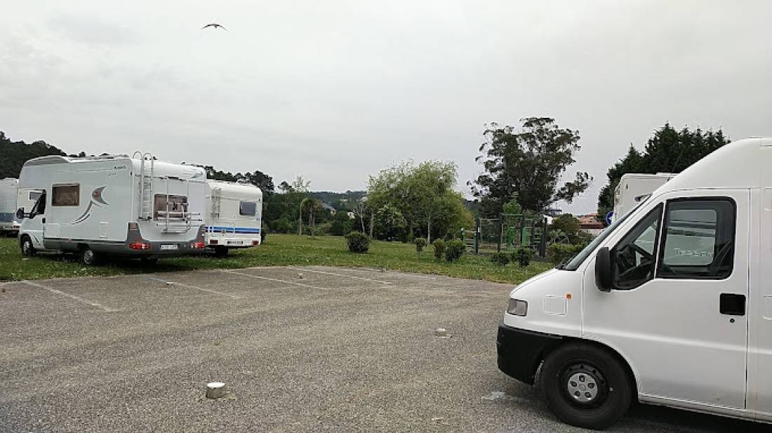 Stellplatz Playa Xardin Boiro — Stellplatz in Boiro de Arriba