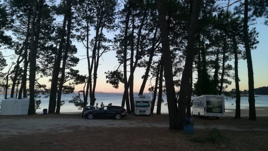 Stellplatz Boiro — Sp. parking dla kamperów in Boiro