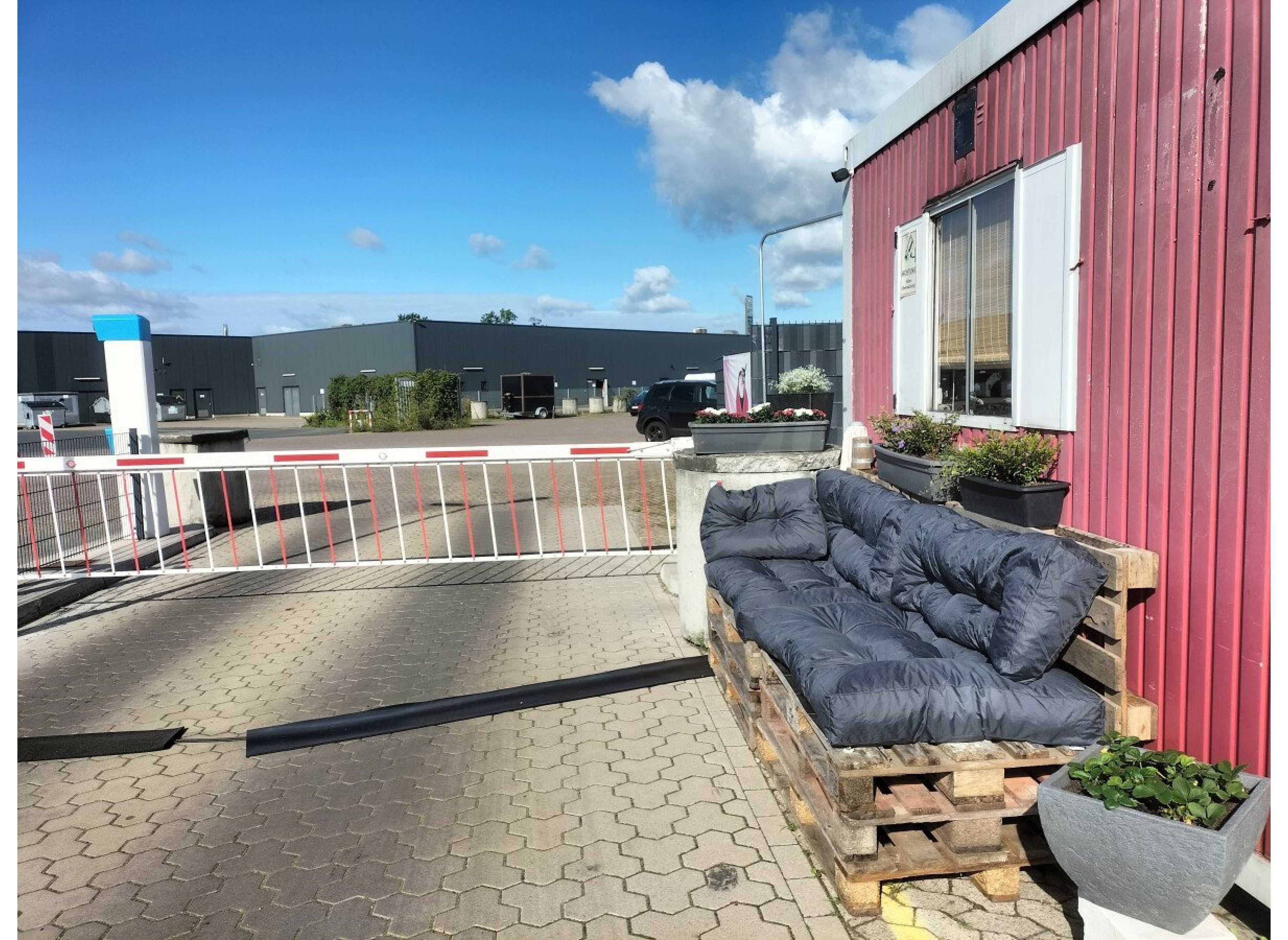 Womopark am Outletcenter — Aire camping car in Stuhr